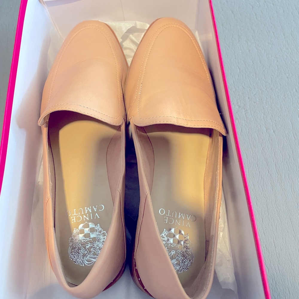 Vince Camuto loafer